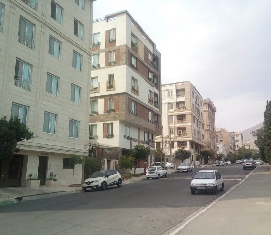 What does an Iranian house look like?