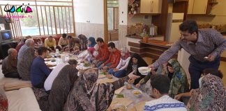 Valimeh & Shirini! What do Iranians do when good things happen in their life?